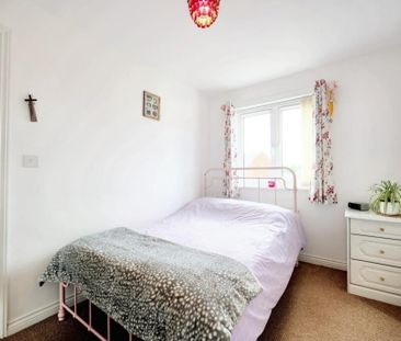 3 Bed Semi-Detached House, Terry Road, CV3 - Photo 4