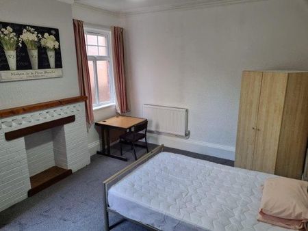 8 bedroom house share to rent - Photo 5