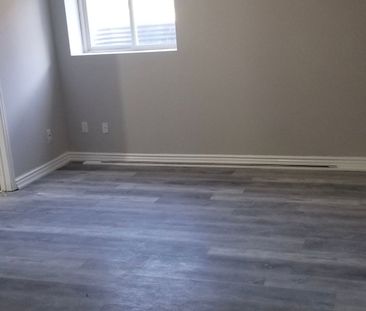 For Lease - 13 Grover(Bsmt) Road, Brampton, Ontario - Photo 4