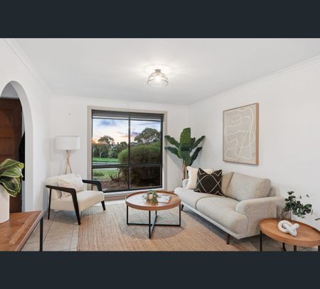 17 Olivier Tce, Hallett Cove, SA 5158 - Photo 2