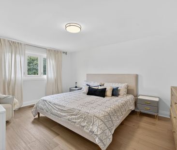 For Lease - 16 Mayvern Crescent, Richmond Hill, Ontario - Photo 4