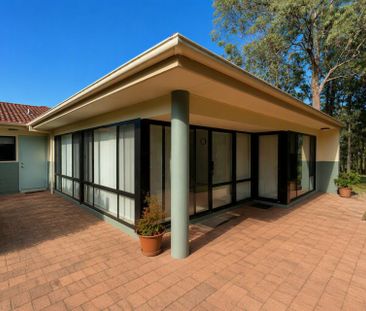 Modern Comfort Surrounded by Nature - Photo 4