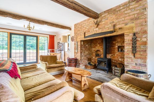 5 bedroom country house to rent - Photo 1