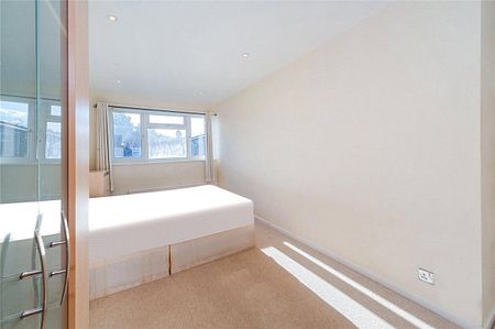 3 bedroom house in Wimbledon - Photo 3