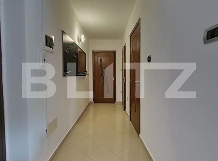 Apartament cu 3 camere 71mp - Fotografie 3