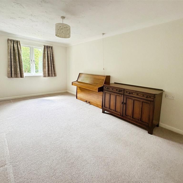 2 bedroom retirement property to rent - Photo 1