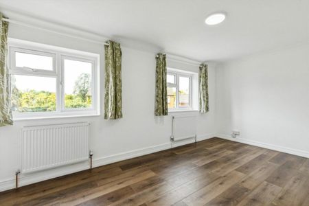 Beverley Road, Sunbury-On-Thames, TW16 - Photo 4