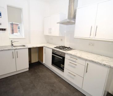 3 bedroom maisonette to rent - Photo 4