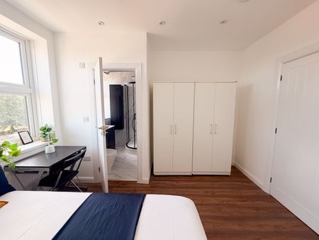 Room in a Shared House, Harrow Road, HA9 - Photo 4