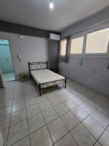 Studio/Γκαρσονιέρα για ενοικίαση Λιούμη (Αιγάλεω) - Photo 2