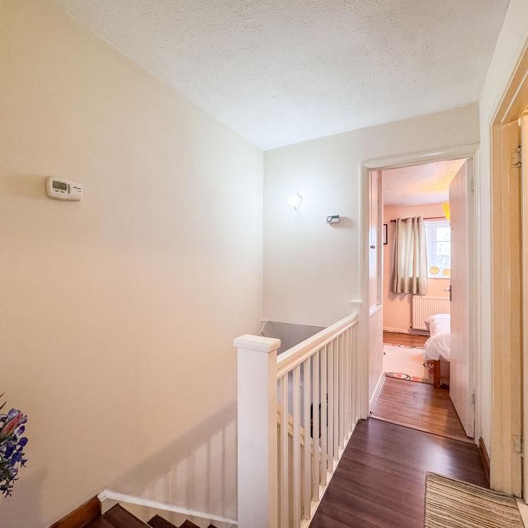 2 bedroom terraced house to rent - Photo 1