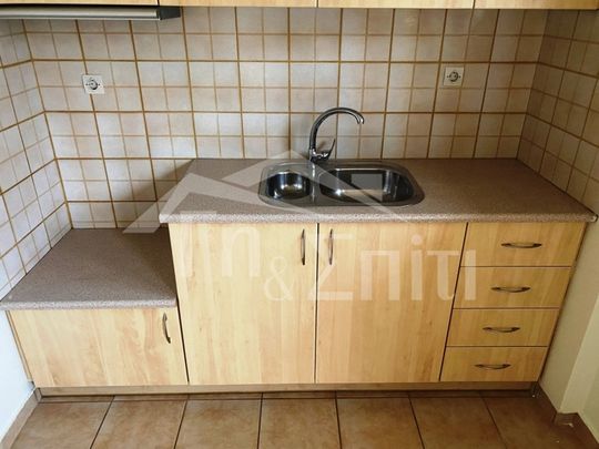 Γκαρσονιέρα προς ενοικίαση 270 € - Photo 1