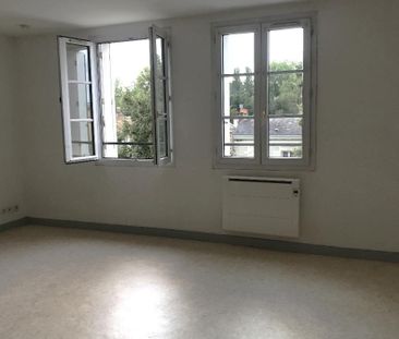 Location Appartement 1 pièce 33m² POITIERS 86000 - Photo 5