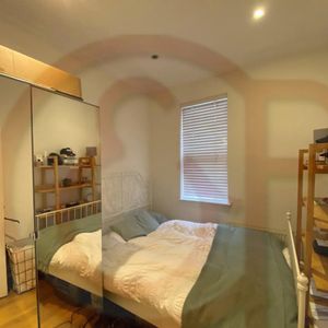 Warwick Road, Kensington, W14, London - Photo 2