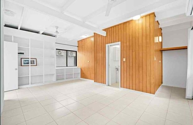 Nightcliff - Photo 1