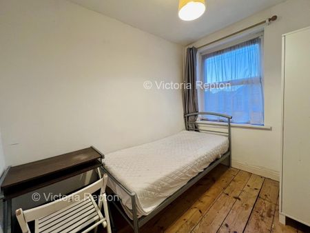 1 bedroom in a house share to rent - Photo 4