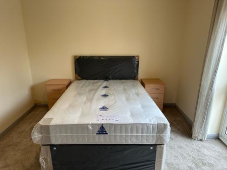 1 bedroom in a house share to rent - Photo 3