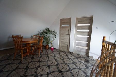 Dwupoziomowe mieszkanie o pow. 92,80, 4-pokoje. - Фото 3