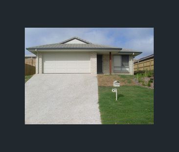 FAMILY HOME - 2 LIVING AREAS - Photo 5