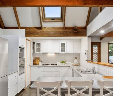 Spacious Family Retreat in a quiet Court Setting! - Photo 5