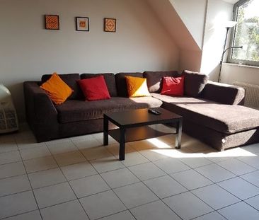 Appartement te huur - foto 2
