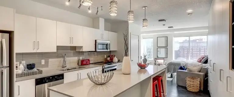 e11even for rent in Edmonton | 10045 111 Street NW, Edmonton - Photo 1