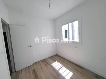 Piso en alquiler en Calle de Juan Pablo II - Photo 2