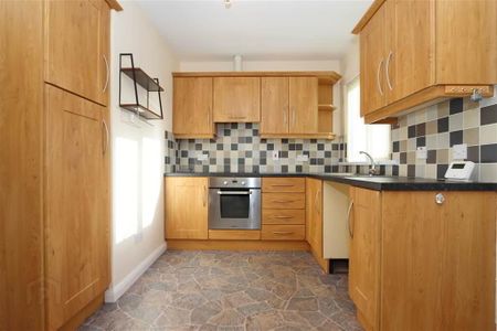 114 Glen Road, Comber, BT23 5QT - Photo 3