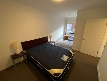 Furnished Apartment in Great Location! - Photo 5