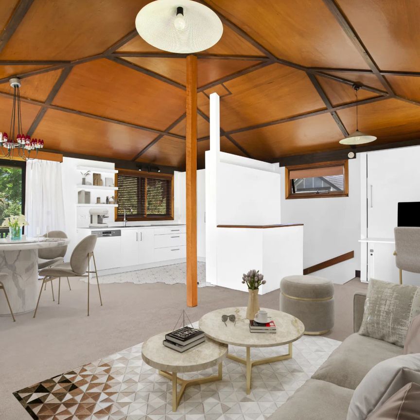 Stylish, Sunlit Cottage Just Steps from Cremorne Village - Photo 1