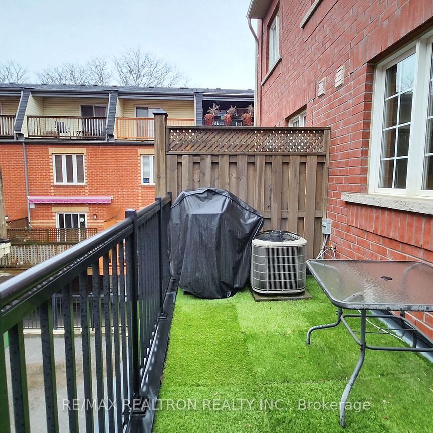 Townhouse For Lease | C8137466 - Photo 1