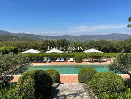 Villa de caractère à la location - Golfe de Saint Tropez - 2 hectares de jardin paysager - Photo 5