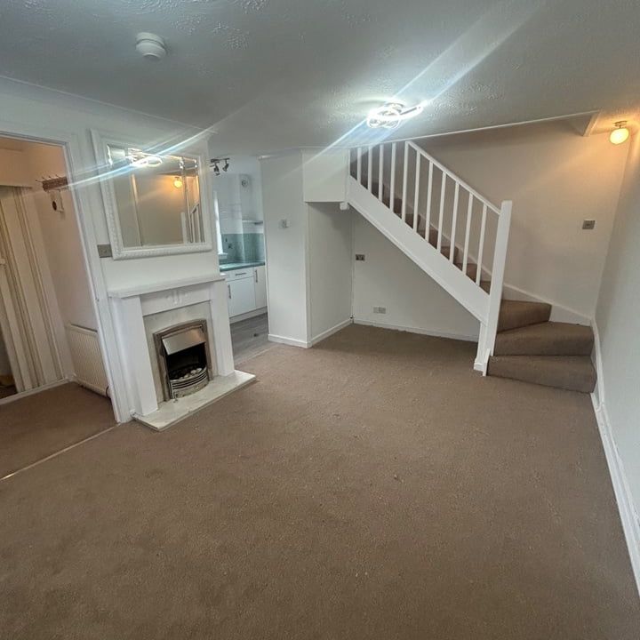 2 Bed End Terrace, Elderpark Gardens, G51 - Photo 1