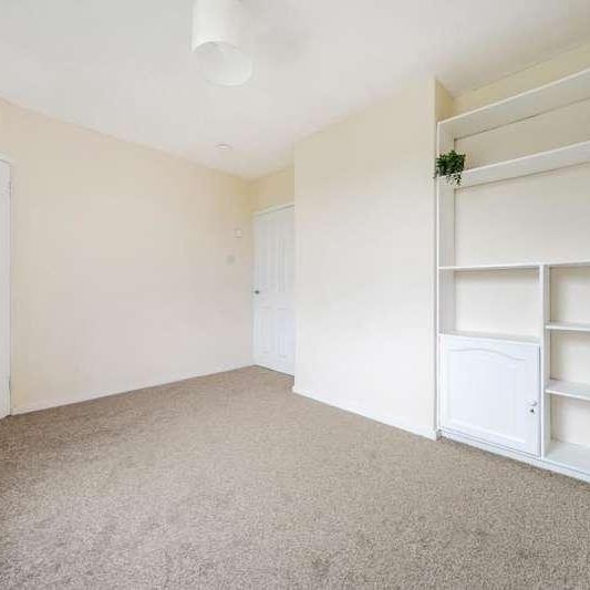 Broadway, Didcot, OX11 - Photo 1