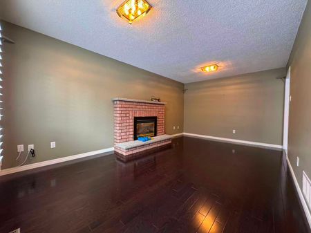 For Lease - 27 Summitcrest Drive, Richmond Hill, Ontario - Photo 3