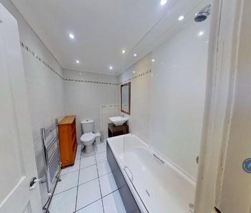 1 bedroom in a flat share to rent - Photo 6