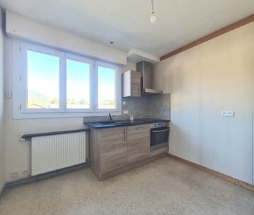 Location Appartement 2 pièces 43m² - Photo 3