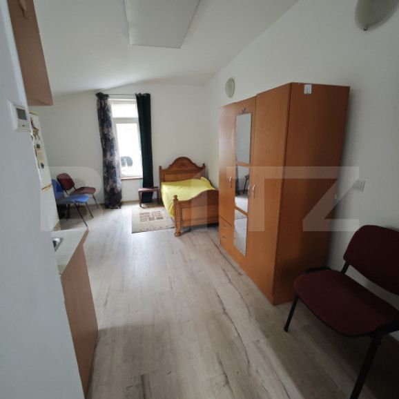 Garsonieră de închiriat la curte – zonă foarte accesibi - Photo 1