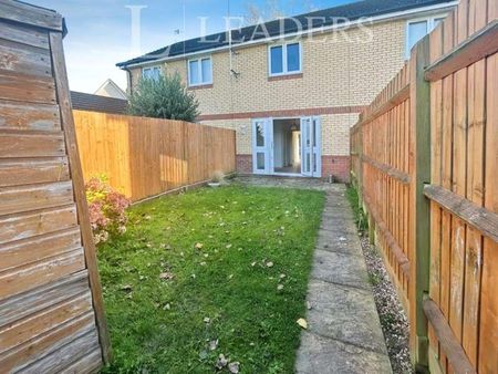 Adlington Gardens, PO21 - Photo 3