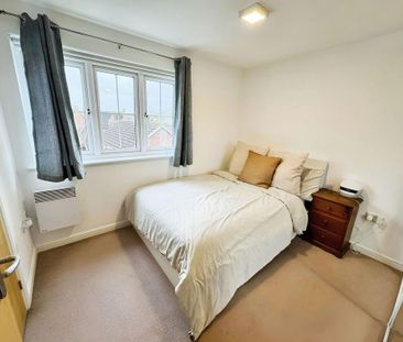 2 bedroom flat to rent - Photo 3