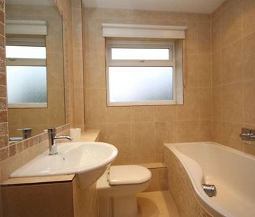 River Road Taplow Buckinghamshire, SL6 - Photo 6