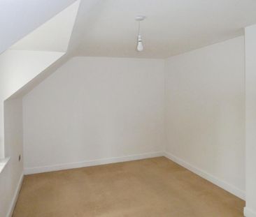 3 bedroom flat to rent - Photo 1