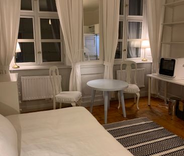 Drakens gränd, Stockholm - Photo 1