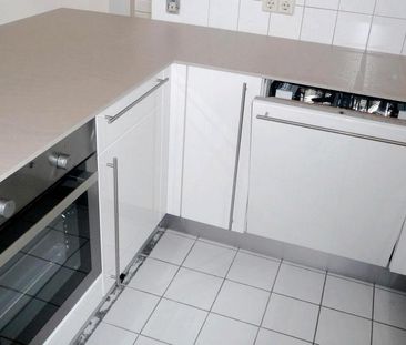 Großzügiges, stilvoll möbliertes Wohnen am Clara-Zetkin-Park - Foto 1