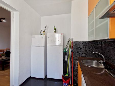 Private room in Redondilla Street - Photo 3