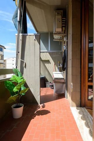 Viale Francesco Redi, Florence, Tuscany 50144 - Photo 4