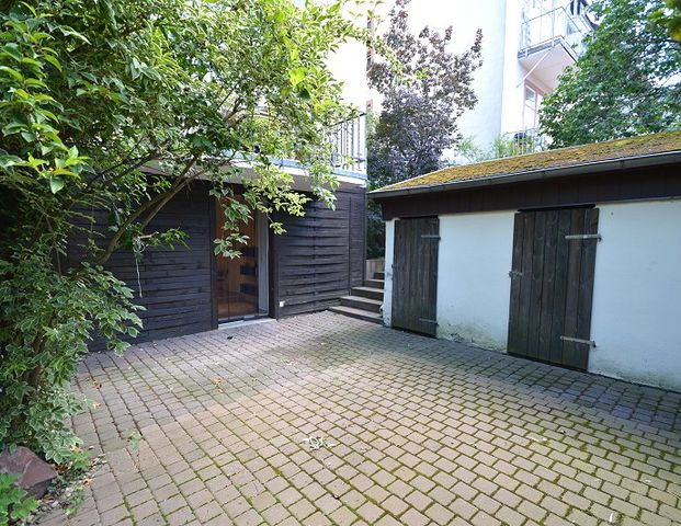 City-Residence: Schön möbliertes Apartment in Sachsenhausen mit kleiner Terrasse - Photo 1