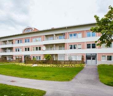 Flugsnappargatan 18 - Foto 3