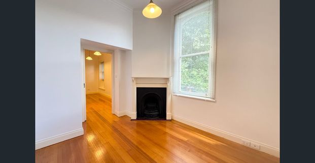 Stylish Inner City Living in the Heart of Collingwood - Photo 1