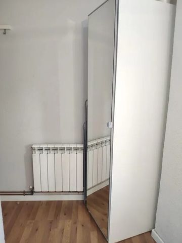 Calle de Venancio Martín, Madrid, Community of Madrid 28038 - Photo 3